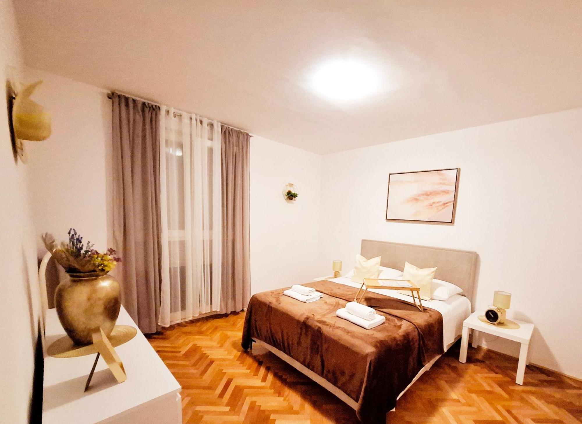 Apartman Golden Star Спліт Екстер'єр фото